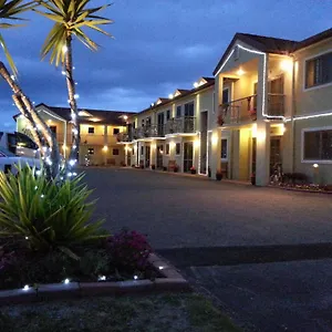 New Castle Motor 4*, Rotorua New Zealand